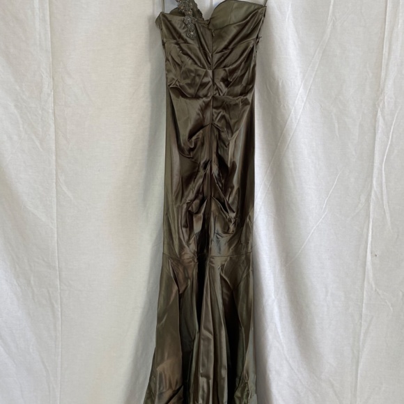 Cache Olive Green gown - Picture 8 of 8